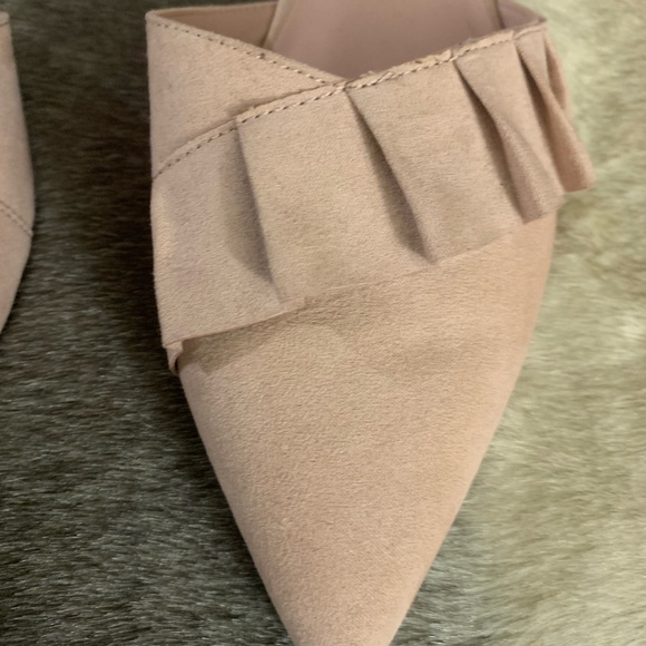 Aldo Flats - Picture 4 of 4